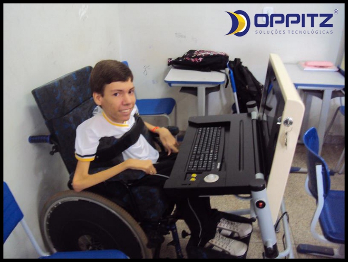 Escola Jean investe em equipamentos de tecnologia